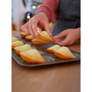 Moule 12 madeleines anti adhérent 39 cm - Alice Délice