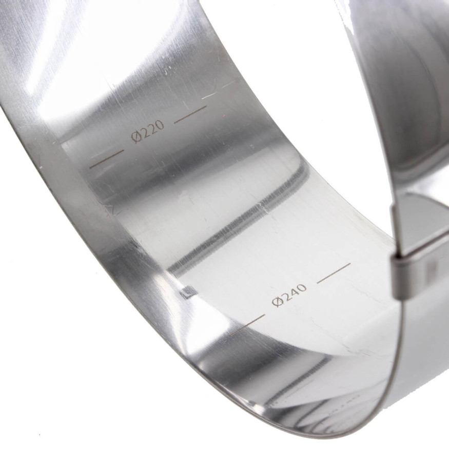 Cercle à pâtisserie extensible en inox de 16 à 28 cm, de 6 à 14 parts
