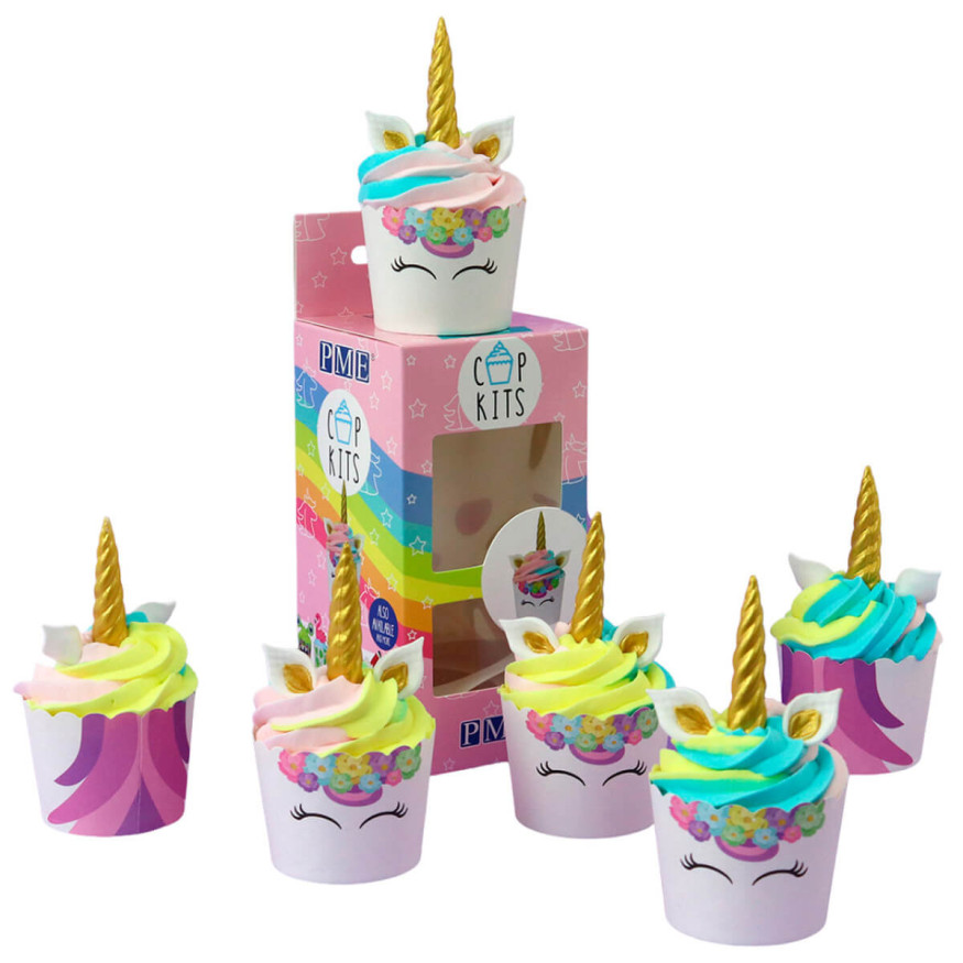 Set cupcakes licorne : 6 caissettes blanches, 6 caissettes licornes et sets décor en sucre