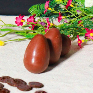 Moule à chocolat de Pâques 3D facile à utiliser : 3 oeufs 5.