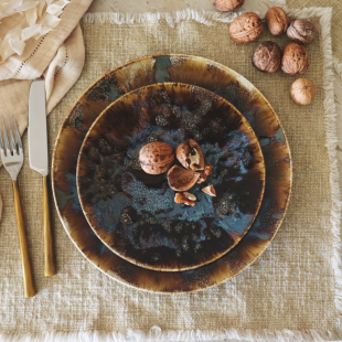 Assiette plate 27 cm en porcelaine marron Volcano - Novastyl