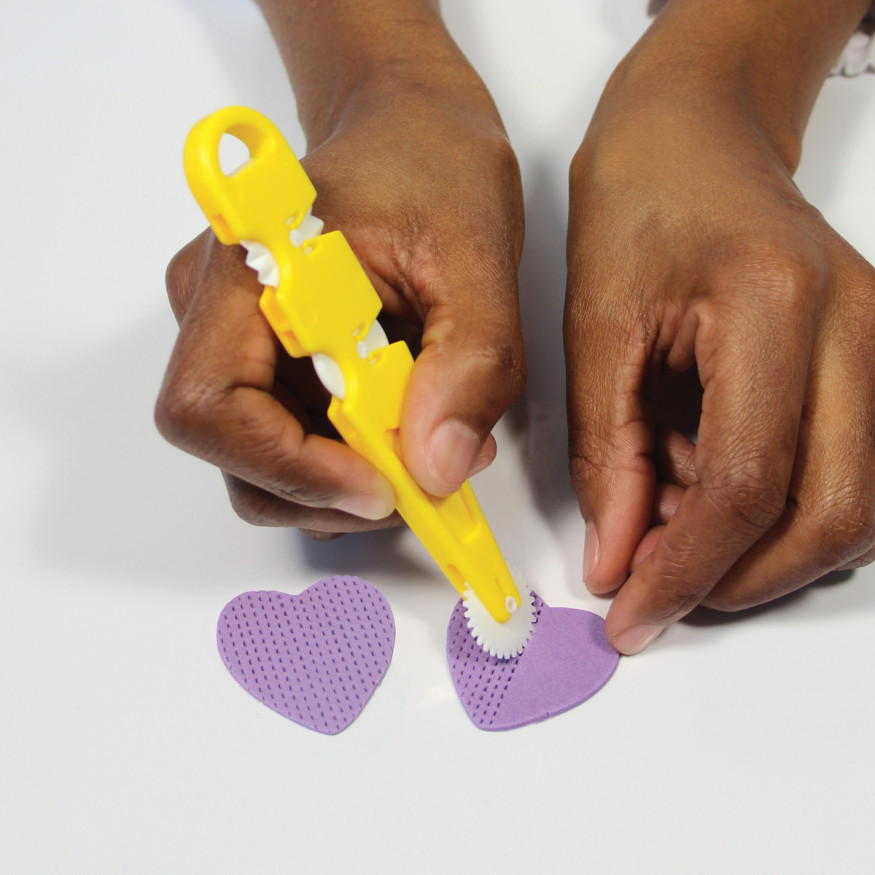 Roulette en plastique 3 motifs : idéal pour les modelages et