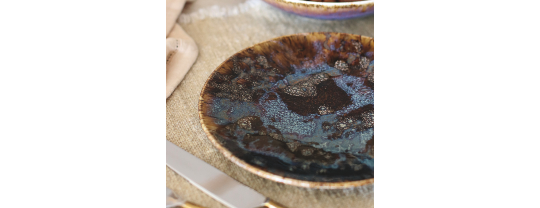 Assiette plate 27 cm en porcelaine marron Volcano - Novastyl