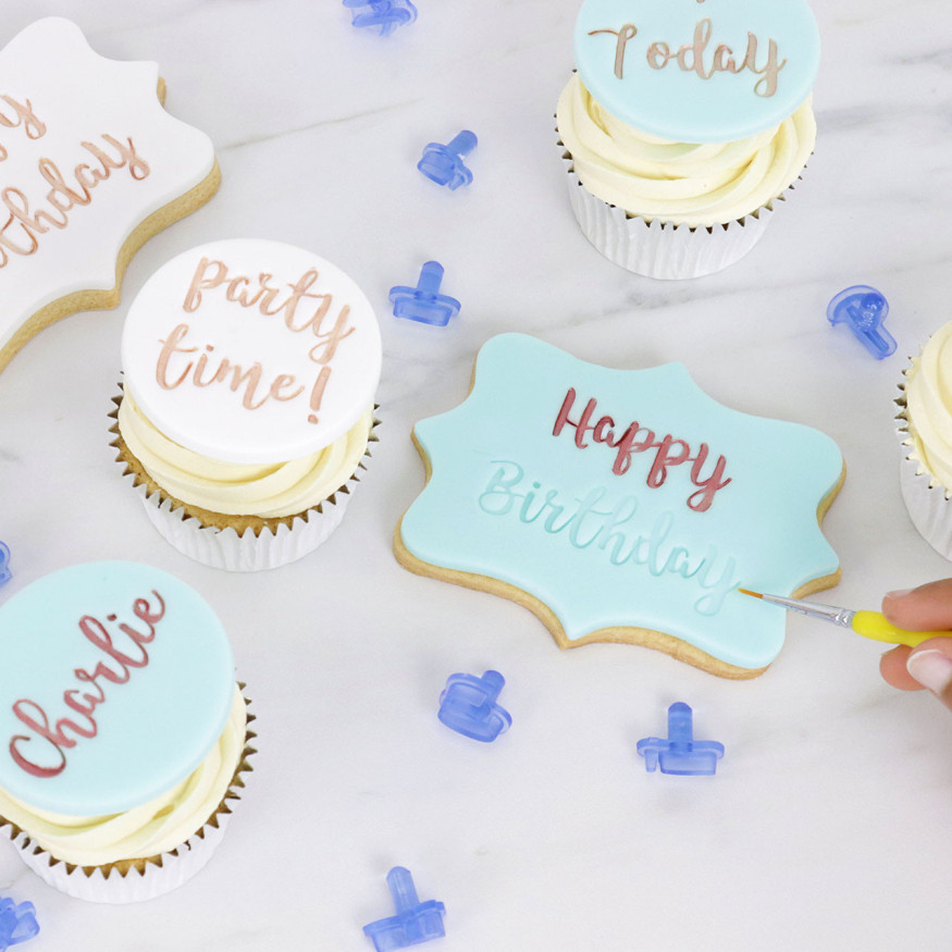 66 emporte-pièces en plastique pour cake design : lettres, c