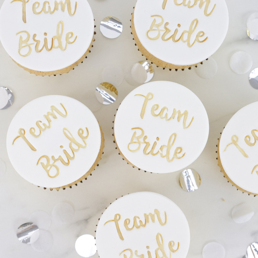 66 emporte-pièces en plastique pour cake design : lettres, c