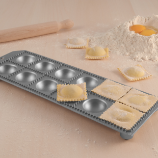 Plaque à 12 raviolis avec rouleau en bois - Alice Délice