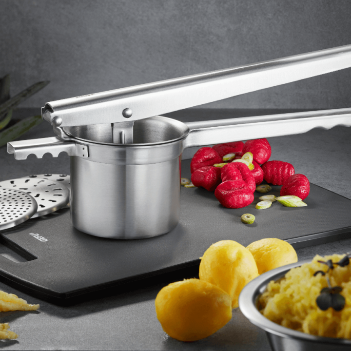 Presse à pommes de terre, jus et Spaetzle inox avec grilles 