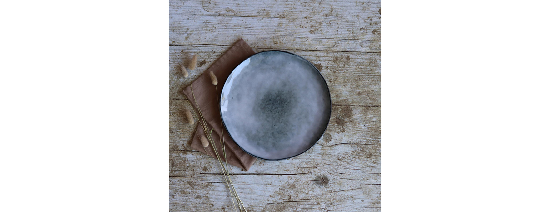 Assiette plate 27,5 cm Aronal en grès bleu - Ogo living