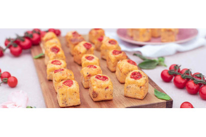 Mini cakes salés tomate & feta Mini cakes salés tomate & feta