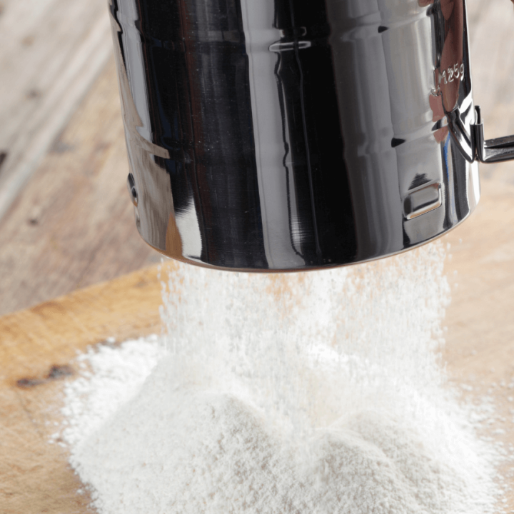 Tamis à hélice en inox 6 x 9  cm - Alice Délice