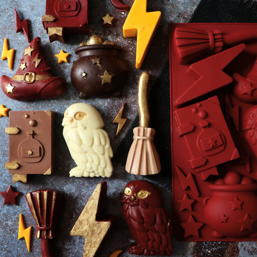 Moule en silicone 6 formes thème Sorcier : chouette. chapeau