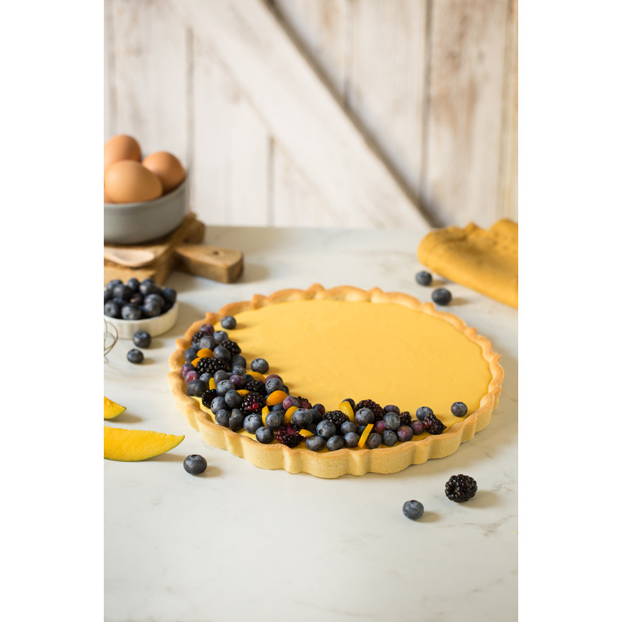 Moule à tarte avec fond amovible en métal anti adhésif 30 cm Moule à tarte avec fond amovible en métal anti adhésif 30 cm