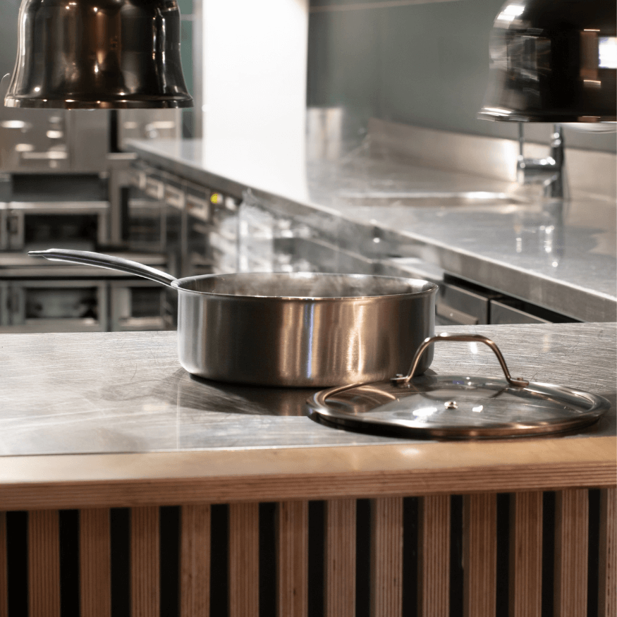 Sauteuse inox Triply 24 cm – Menastyl | Alice Délice Sauteuse inox Triply 24 cm – Menastyl | Alice Délice