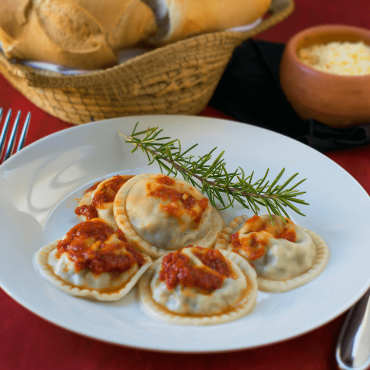 Découpoir à ravioles rond 8 cm | Alice Délice