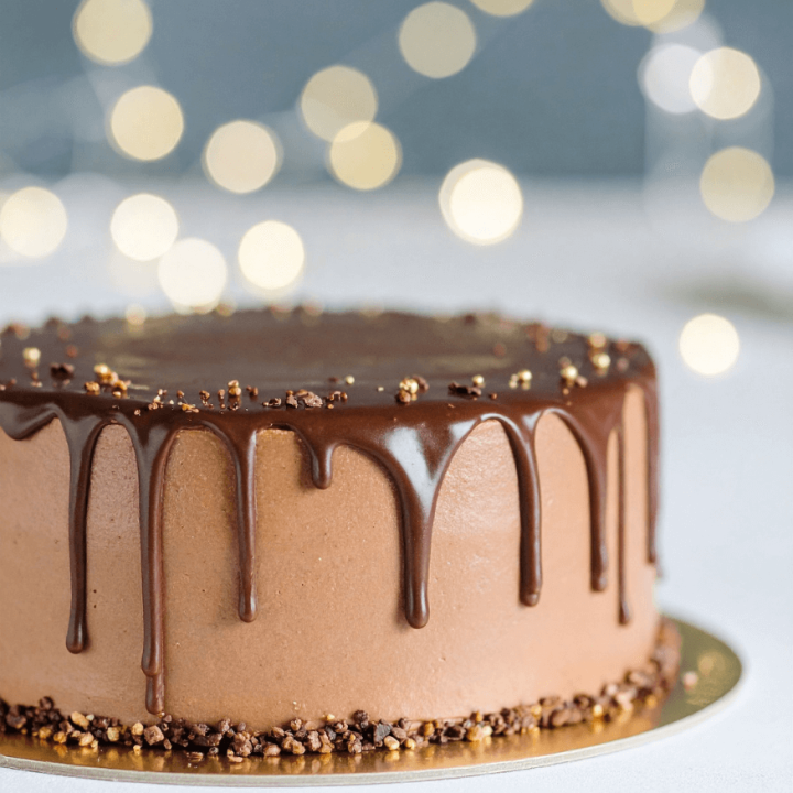 Glaçage drip cake marron goût chocolat 120 gr : idéal pour l