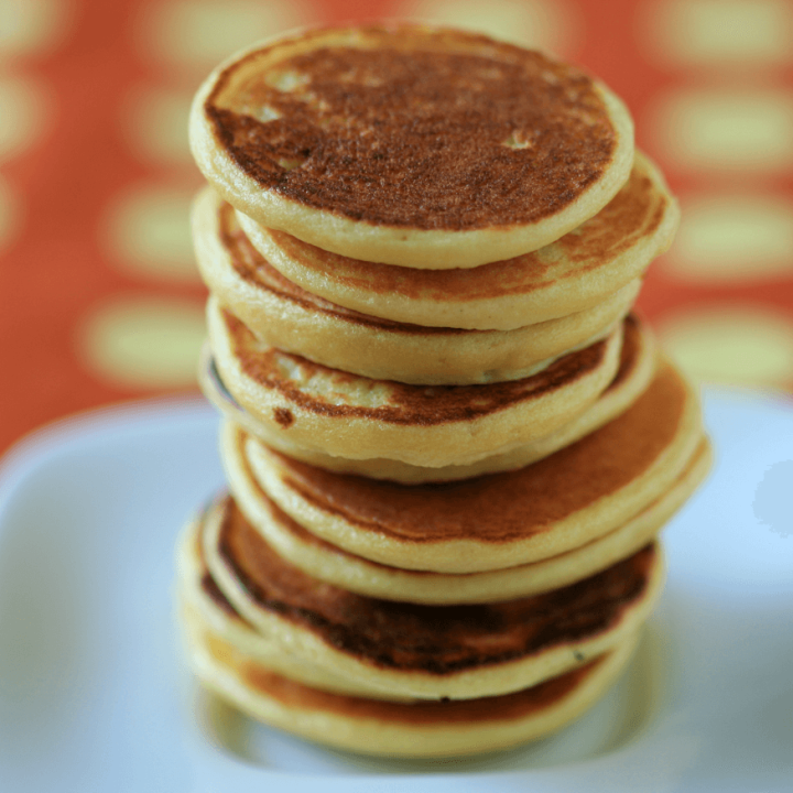 Moule à 7 mini blinis et pancakes silicone - Alice Délice