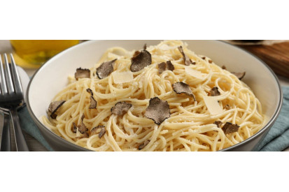 Pâtes fraiches à l'huile et brisures de truffe