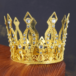 Décor à Poser Couronne Dorée 11 cm – Patisdecor
