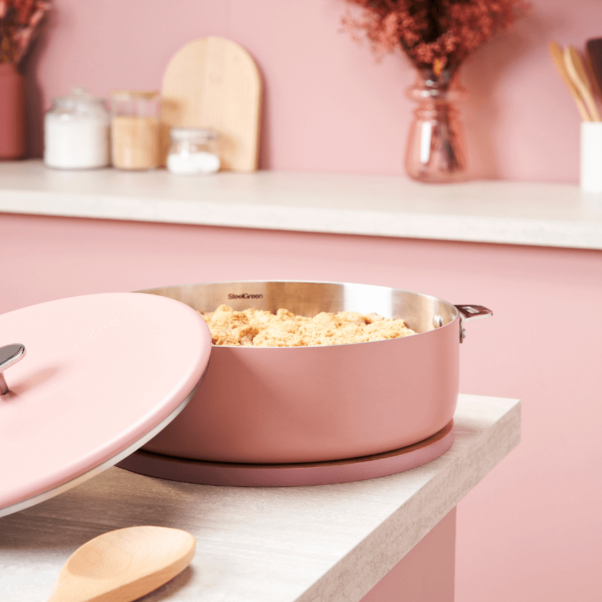 Sauteuse inox 28 cm La Merveilleuse guimauve Cookut + livre offert