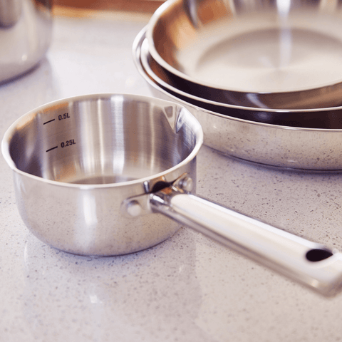 Casserole inox Cicla 12 cm avec bec verseur sans PFAS - Beka